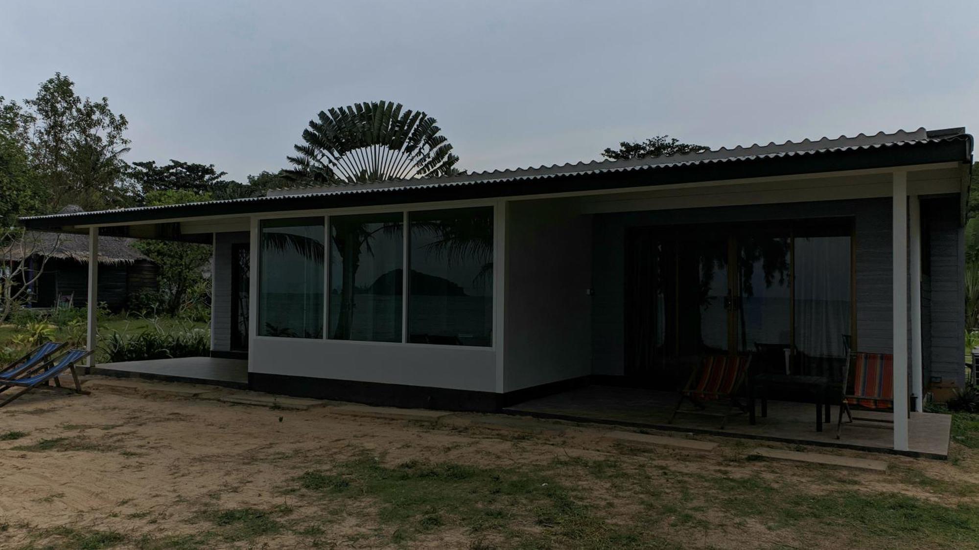 Monkey Island Resort Koh Mak Quarto foto